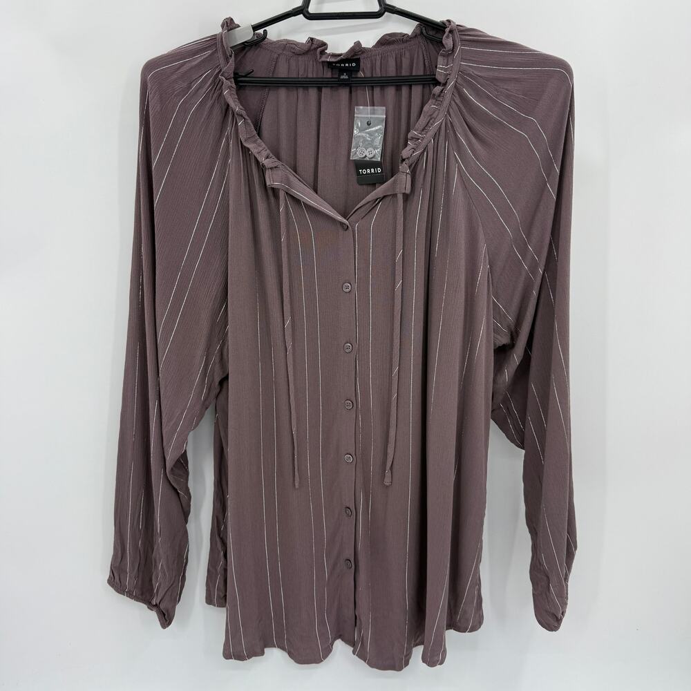 New TORRID Long Sleeve Shirt Size 3 / US 3X Crepe Metallic Stripe Ruffle Boho